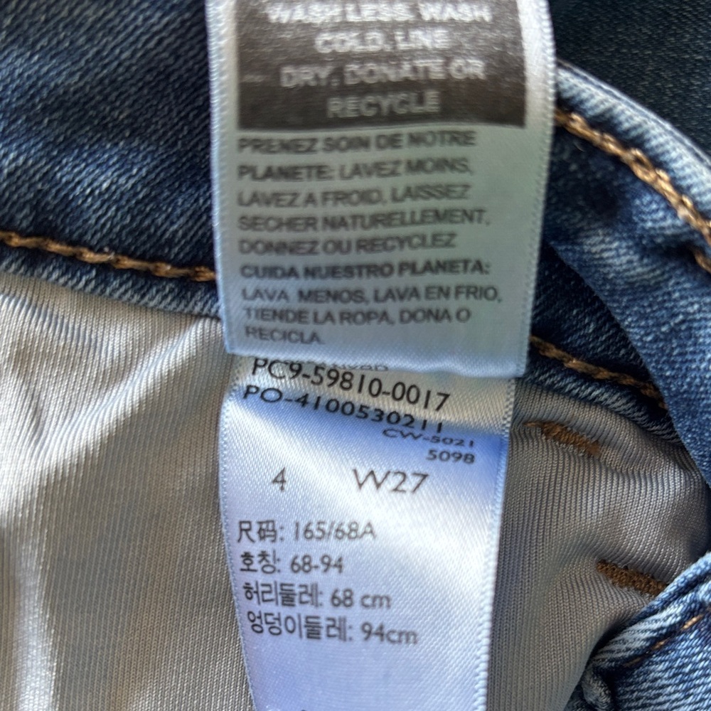Denizen from Levi's Women's Skinny Jeans in Medium Blue Wash - Picture 3 of 5